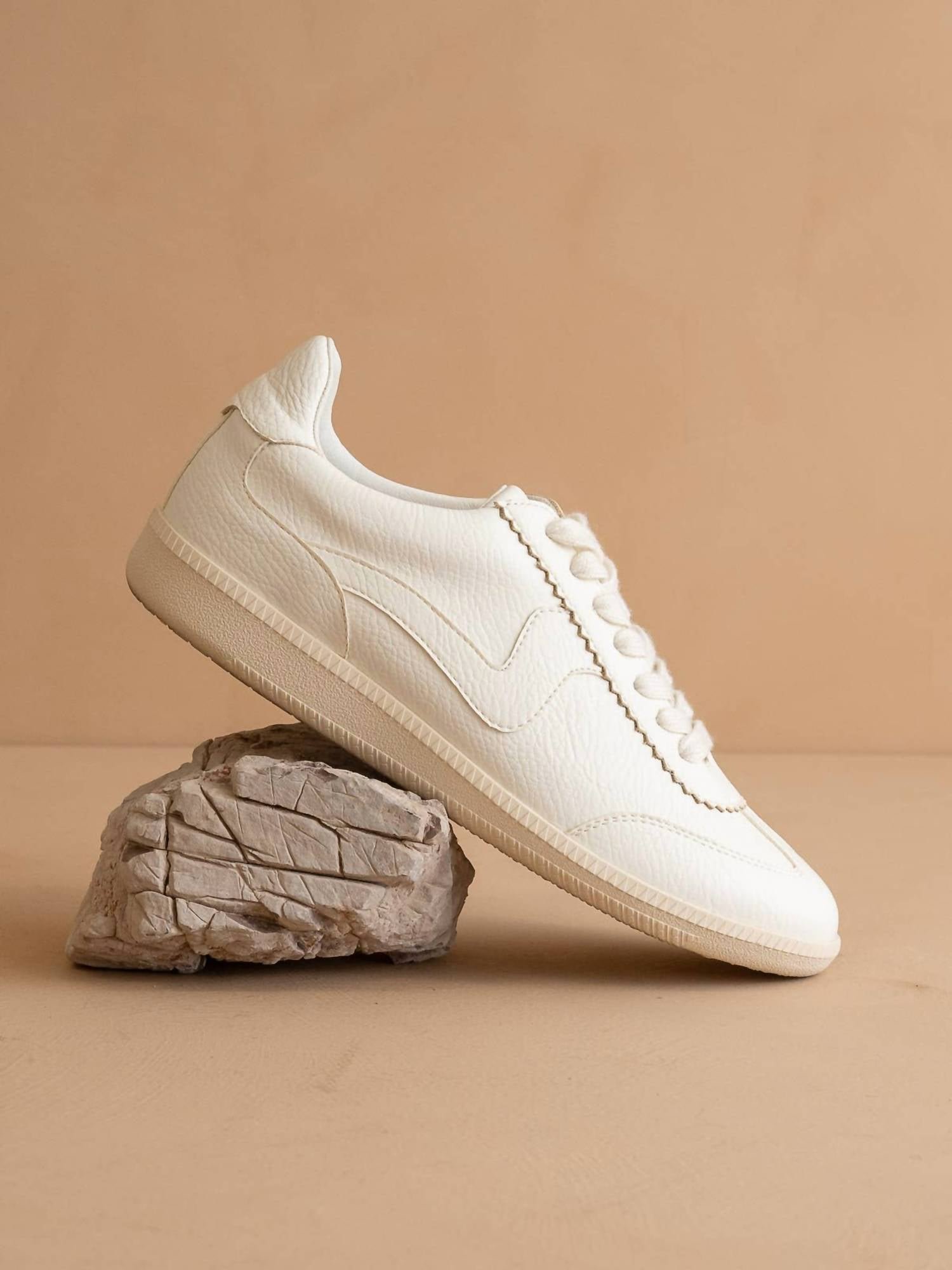 Oasis Society - Women's Kyla Classic Low Top Sneaker - Image 5